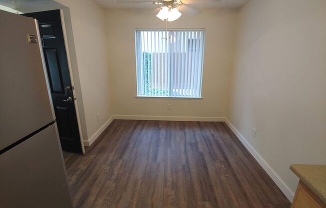 3 beds, 2 baths, 1,211 sqft, $2,005, Unit 1690-107