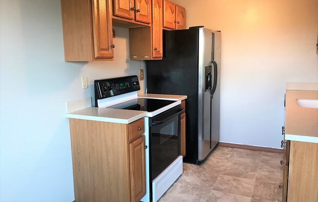 Spacious Condo In The Heart Of Manette