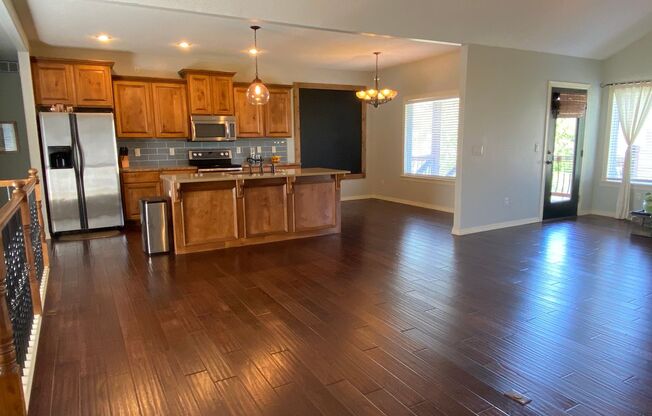 Beautiful Modern Home w/3 Car Garage, Fenced in Yard & Andover School District