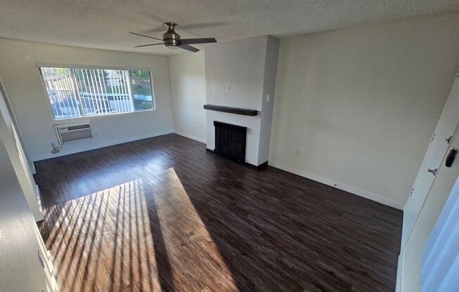 1 bed, 1 bath, 650 sqft, $2,098, Unit 301