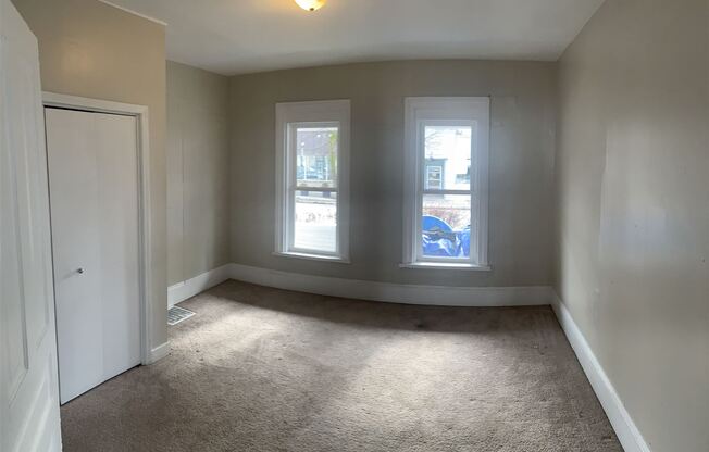 847 Bridge St NW # 1