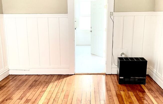 1 bed, 1 bath, 725 sqft, $2,650, Unit 31