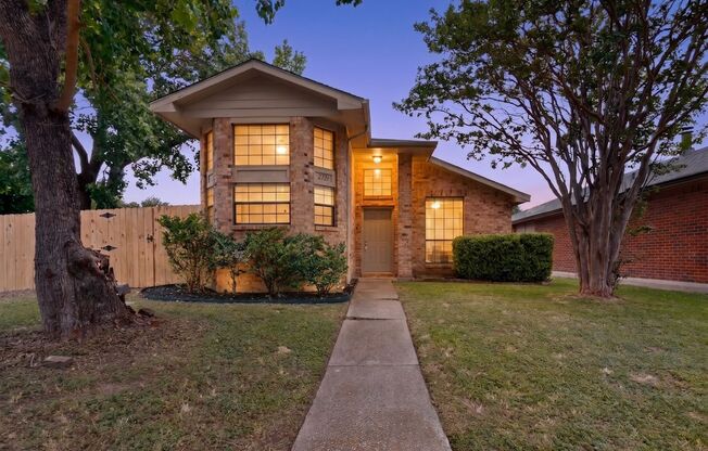 Pet-Friendly 4BR Dallas Home | Covered Parking | Deposit Alternative Available