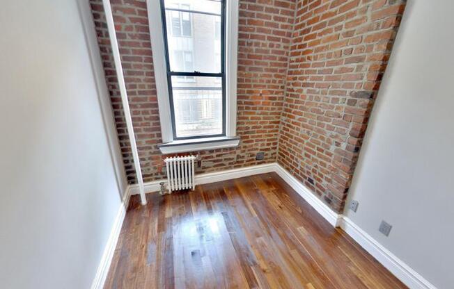 2 beds, 1 bath, $4,995, Unit 4B