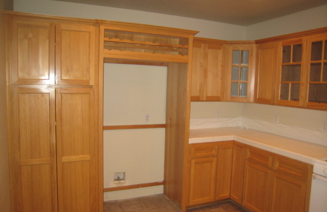 3 beds, 1 bath, $1,875