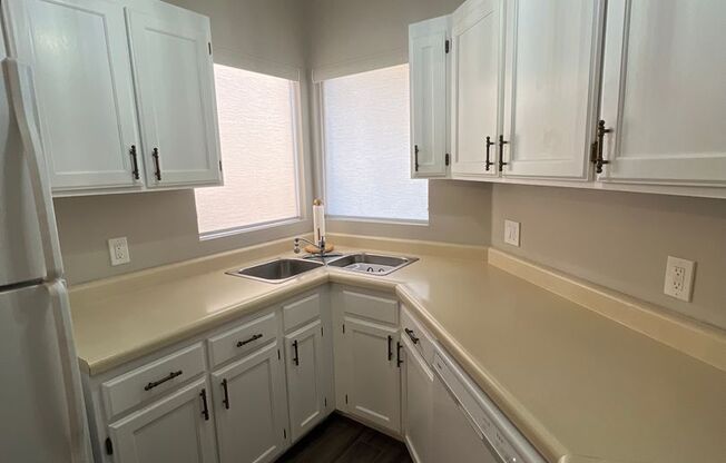 2 beds, 2 baths, $2,100