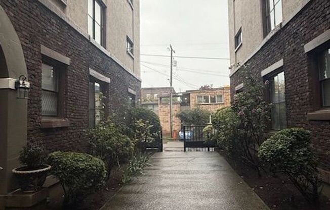 Studio, 1 bath, 182 sqft, $755, Unit 108