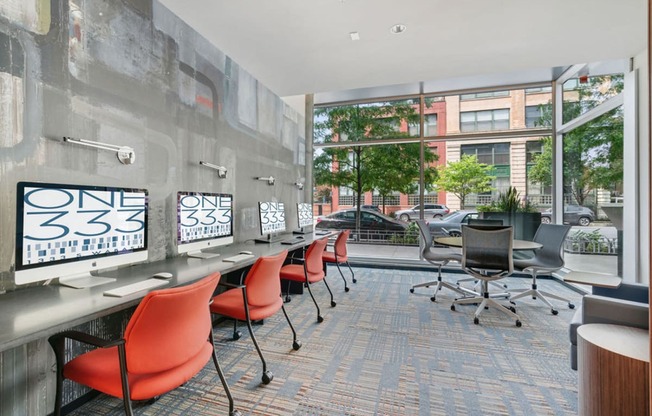 Business Center at One 333, Chicago, IL, 60605
