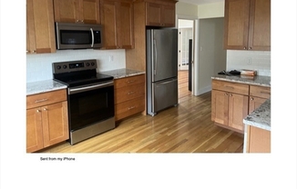 3 beds, 1 bath, 999 sqft, $3,000, Unit 2