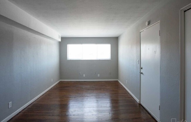 2 beds, 1 bath, 750 sqft, $1,095, Unit B01 1010 16