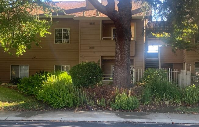 Roomy 2 bedroom 2 bath updated upstairs condo