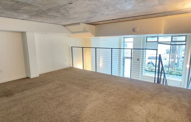 1 bed, 1 bath, 1,005 sqft, $2,750, Unit 101