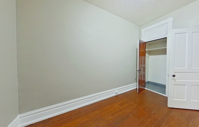 2711 KEOKUK ST