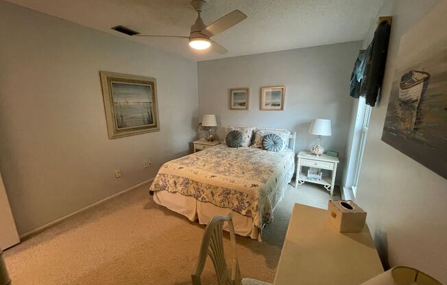 2 beds, 1.5 baths, 966 sqft, $1,700, Unit Annual