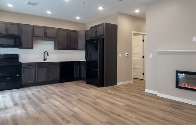 1 bed, 1.5 baths, 1,178 sqft, $2,150, Unit 4921-4
