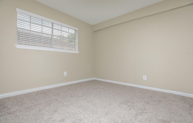 3 beds, 2 baths, 1,100 sqft, $1,490