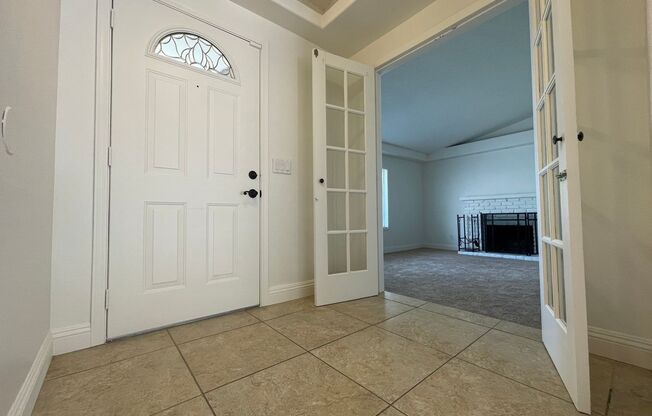 Single story 3 bedrooms 2 bathroom home located in Henderson