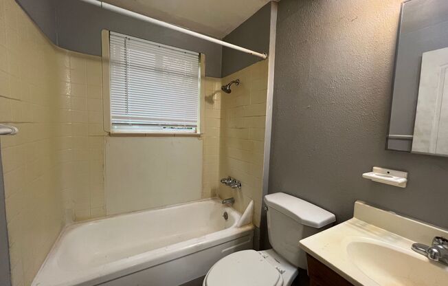 2 beds, 1 bath, $1,395, Unit #1