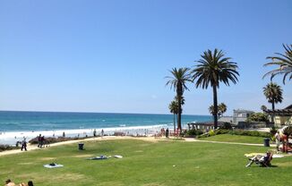 2 beds, 2 baths, 900 sqft, $3,295, Unit 14