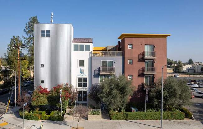 Apartments in Northridge, CA