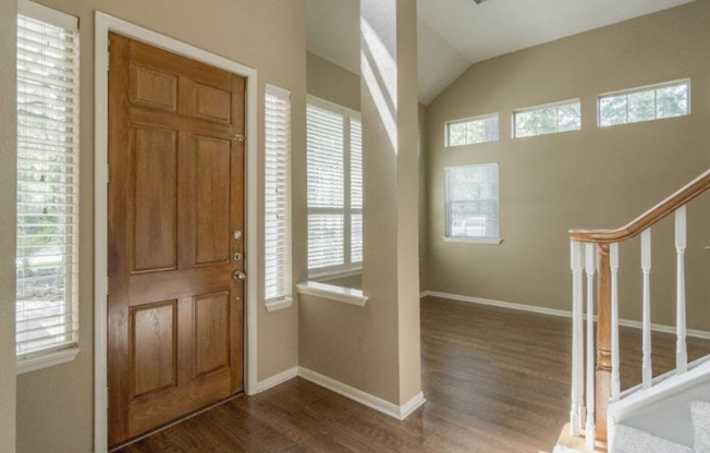 111 S WINTERPORT CIR