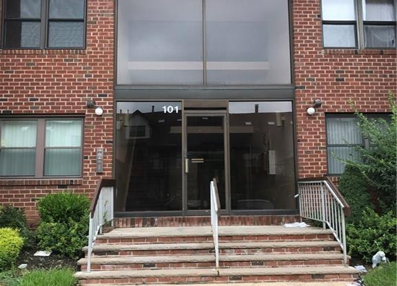 101 BEVERLY HL