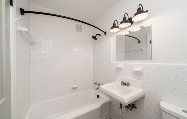 1 bed, 1 bath, 680 sqft, $1,235, Unit 9610 Sherwood Place - Unit 26
