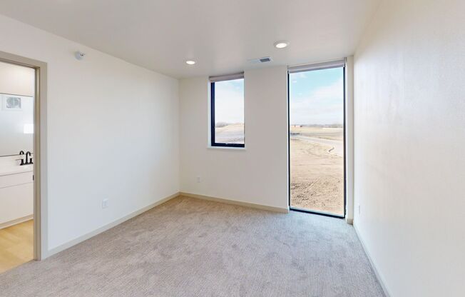 2 beds, 2 baths, 849 sqft, $1,165, Unit 2408-303