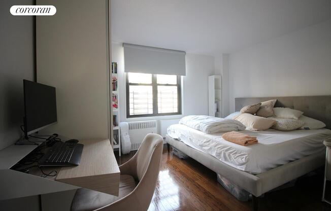 3 beds, 1.5 baths, 1,200 sqft, $7,600, Unit 6G