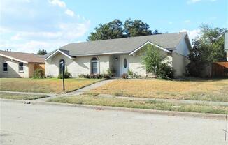 3125 FLAGSTONE DR