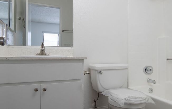 1 bed, 1 bath, 550 sqft, $1,950, Unit D104