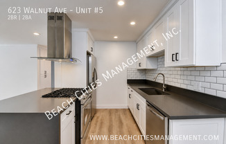 623 WALNUT AVE
