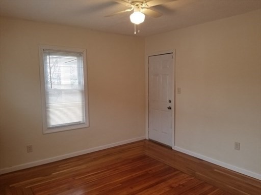 2 beds, 1 bath, 850 sqft, $1,600, Unit 2