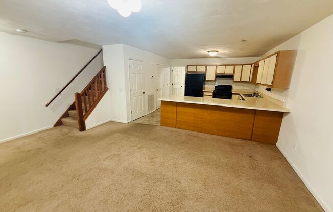 4 Bedroom 2.5 Bath Townhouse