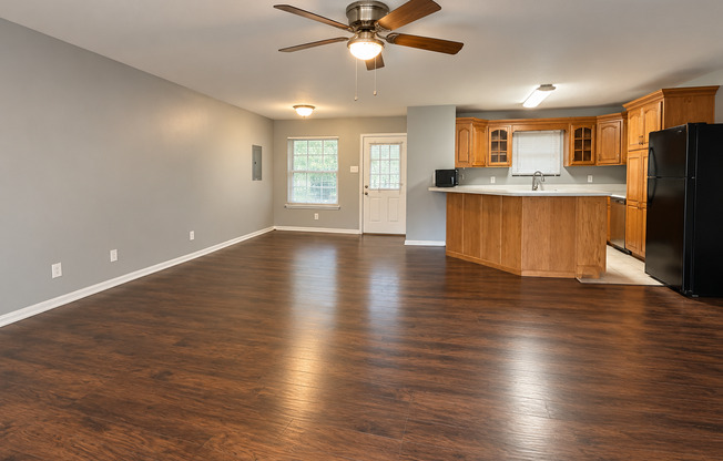 3 beds, 2 baths, $1,795