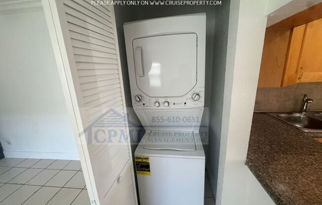 2 beds, 1 bath, 827 sqft, $1,895, Unit 632