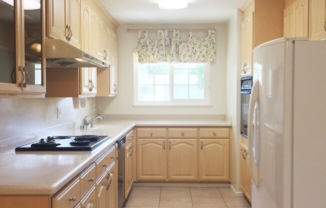 $4995 Beautiful 4BD/2BA Home in Cupertino!