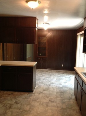 3 beds, 1 bath, $1,095