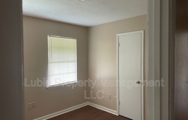 4080 MAUMEE ST