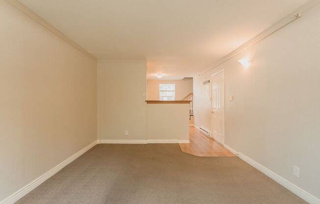 2 beds, 1 bath, 690 sqft, $2,800, Unit 208