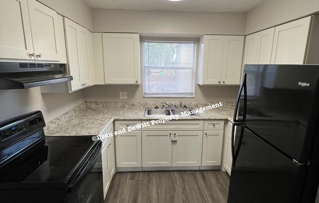 5290 70 AVE N