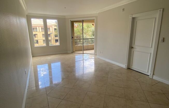Remodeled 2 Bedroom Condo Just Off the Strip!