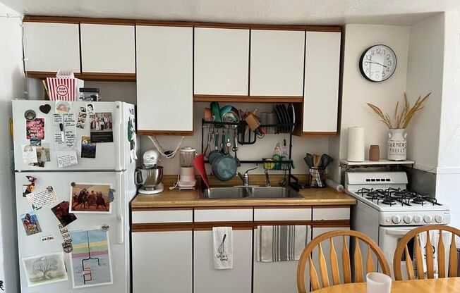 1 bed, 1 bath, 640 sqft, $1,025, Unit 224 E 400 N