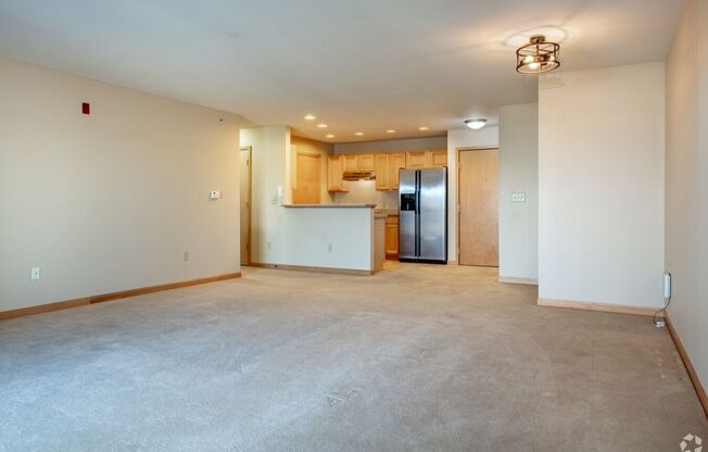 1 bed, 1 bath, 1,045 sqft, $1,300, Unit 2802-204