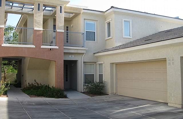 2 beds, 2 baths, $1,845