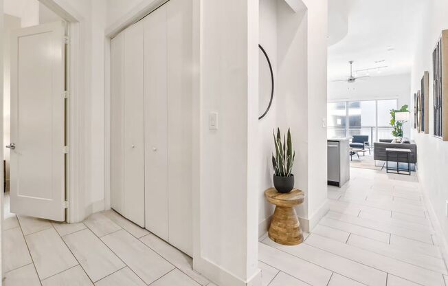 1 bed, 2 baths, $1,799, Unit 404