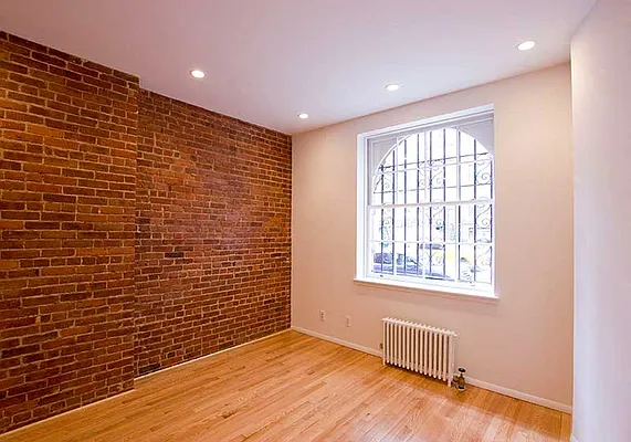 Studio, 1 bath, $2,550, Unit 1FE