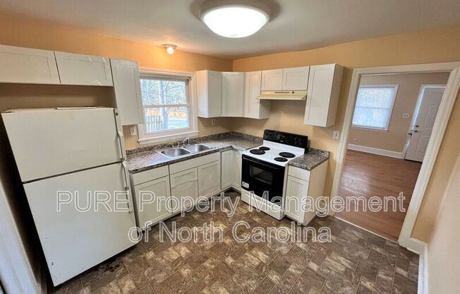 6001 INGLESIDE DR
