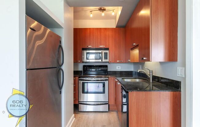 1 bed, 1 bath, $1,725, Unit 806