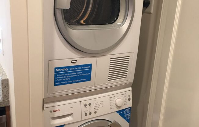 1 bed, 1 bath, 600 sqft, $3,600, Unit 0325